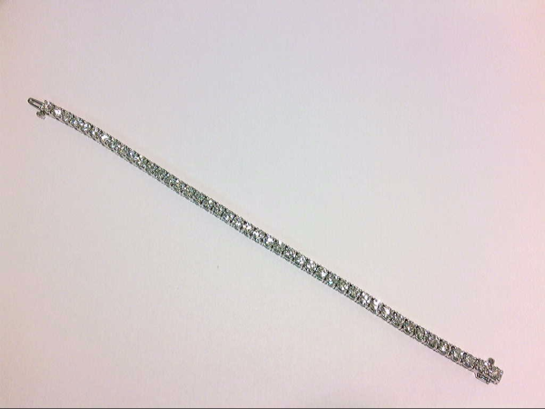 White Gold and Diamond Tennis Bracelet