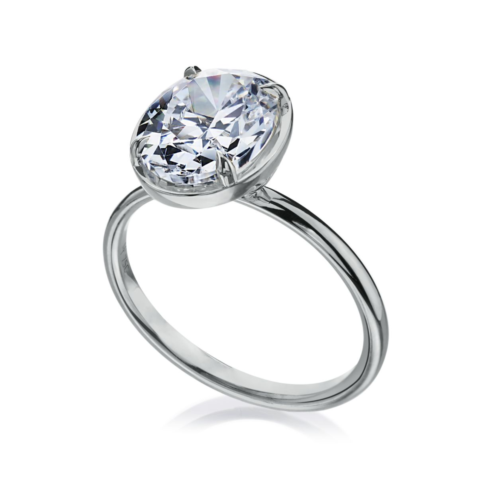 Platinum Oval Solitaire Engagement Ring Mounting
